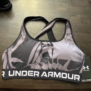 Under Armour Sports Bra, size L